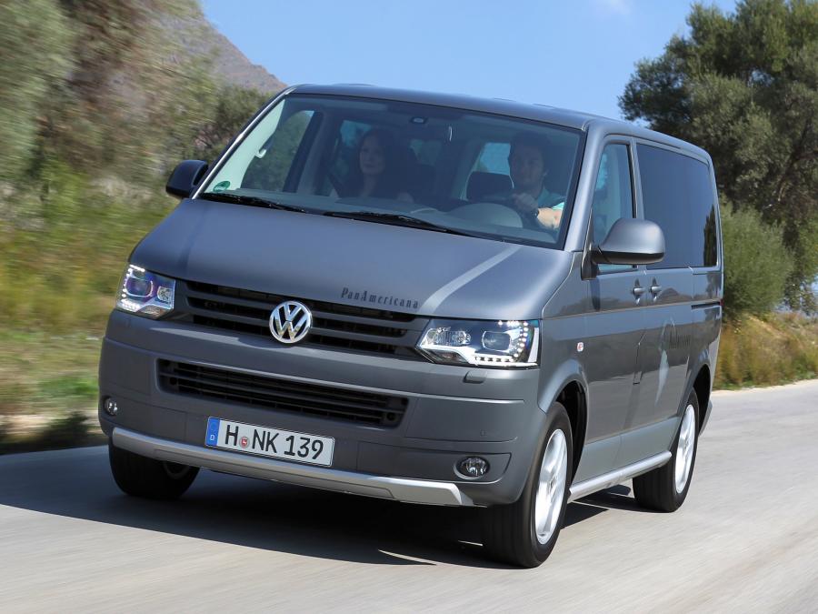  Volkswagen Multivan PanAmericana 2009 года  (фото 3 из 17)
